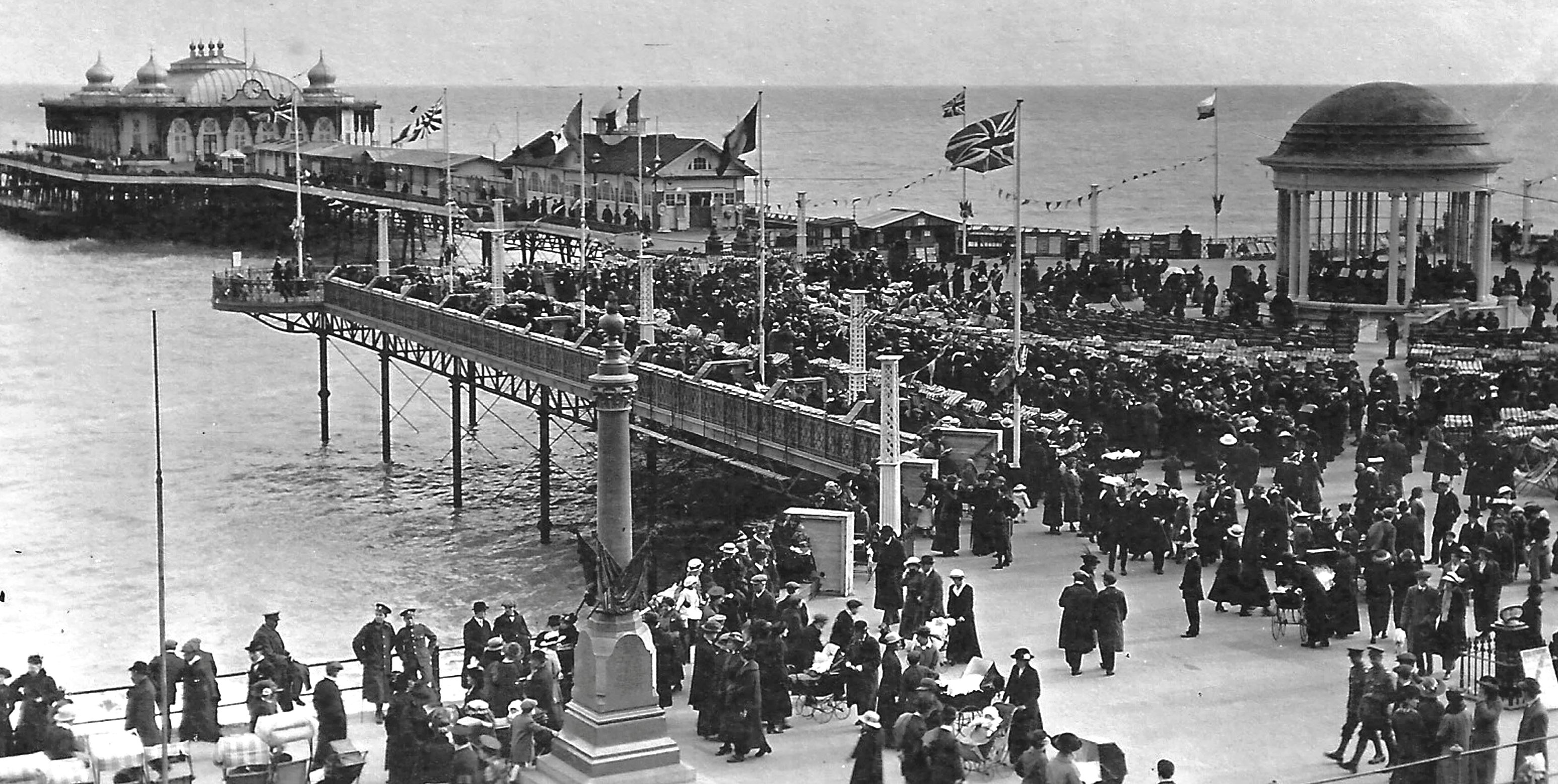 1916_April._Bandstand_opening.HPC6.50_-_Copy.jpg