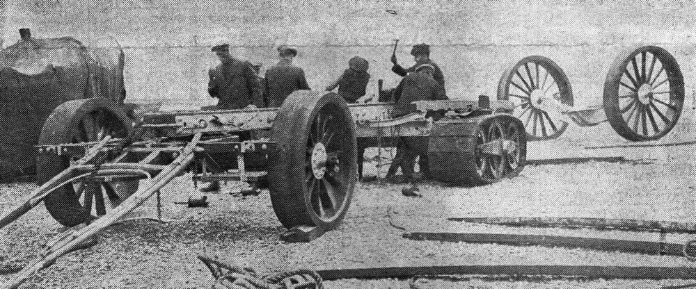 1931-29-April-arrival-1-Replacing-wheels-with-tracks.jpg