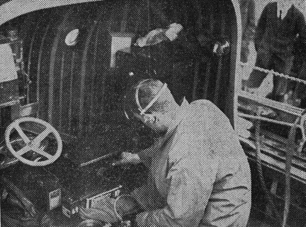 1934-27-April.-Trial-of-a-radio-onboard..jpg